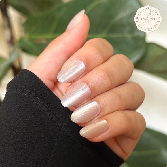 Olive and June press on nails - pack of 2 - Picture 1 of 5